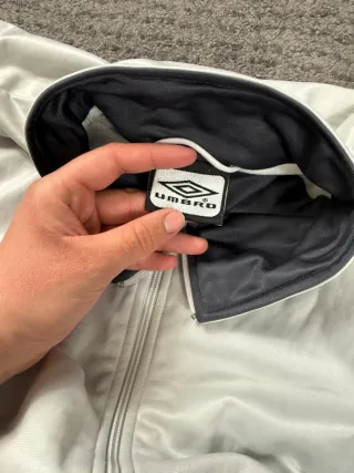 ¡¡OFERTA!! Talla XL Chaqueta Umbro Vintage