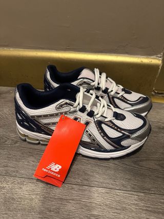 New Balance Scarpe Blu e Bianche