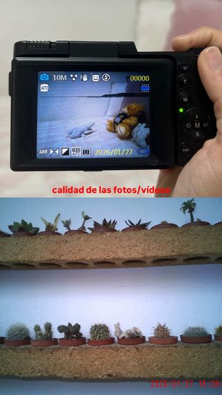 Cámara Digital con pantalla abatible