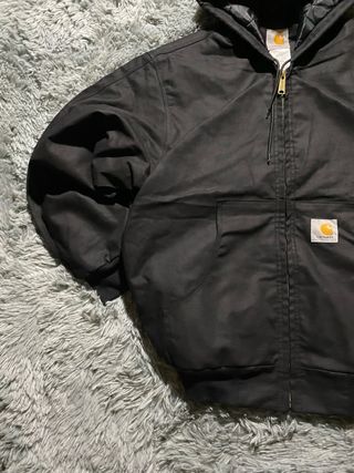 Chaqueta Carhartt Negra con Capucha Vintage 90s
