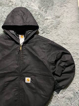 Chaqueta Carhartt Negra con Capucha Vintage 90s
