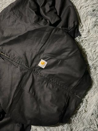 Chaqueta Carhartt Negra con Capucha Vintage 90s
