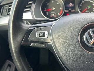 Volkswagen Passat R-LINE 2.0 TDI DSG 150