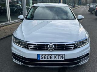 Volkswagen Passat R-LINE 2.0 TDI DSG 150