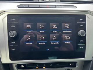 Volkswagen Passat R-LINE 2.0 TDI DSG 150