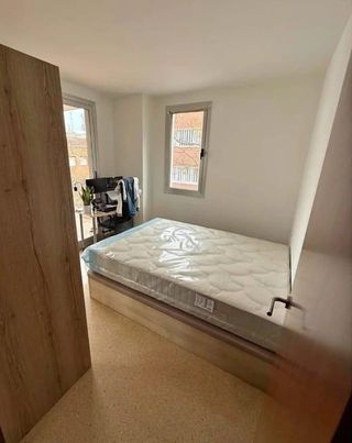 Canapé de tela y madera