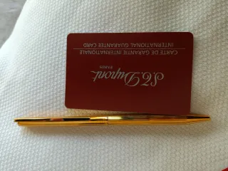 Bolígrafo S.T. Dupont Dorado Caja