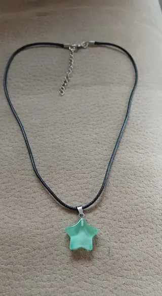 Collar flor azul y plateado