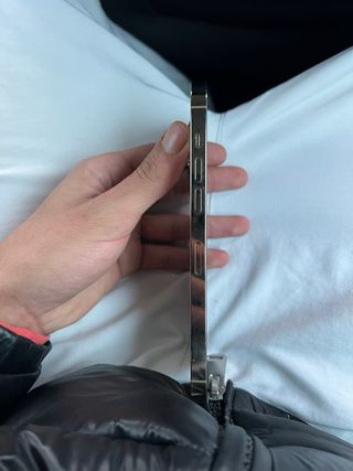 iPhone 14 Pro Max Negro/Dorado