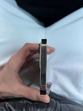 iPhone 14 Pro Max Negro/Dorado