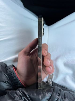 iPhone 14 Pro Max Negro/Dorado