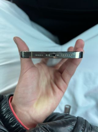 iPhone 14 Pro Max Negro/Dorado