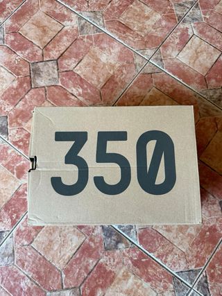 Yeezy 350 V2 green