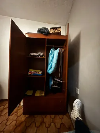 Armario de madera 2 puertas