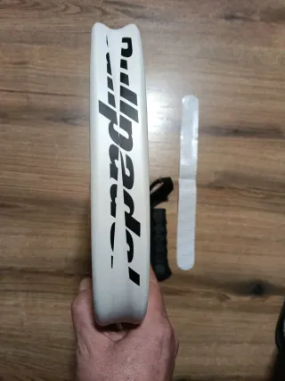 !2025! Bullpadel Neuron Cloud Hybrid F. Chingotto