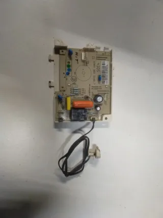 Placa lavavajillas Indesit IDL 40