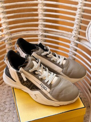 Fendi Flow Sneakers Grises y Multicolor