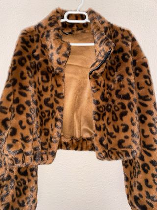 Chaqueta pelo leopardo