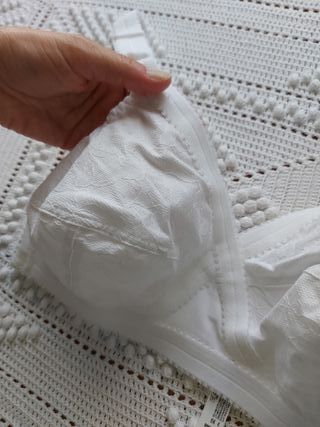 Sujetador Playtex cruzado mágico