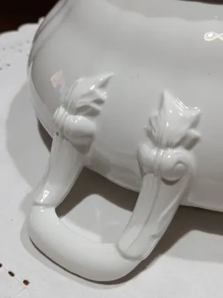 Zuppiera Ceramiche Laveno con bordi oro