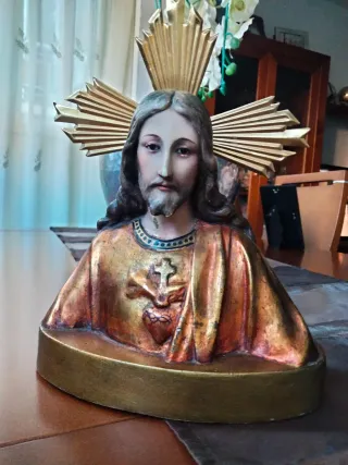 Busto ,Sagrado Corazón de jesús, Olot.