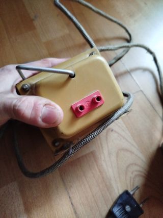 Plancha antigua Ufesa con base