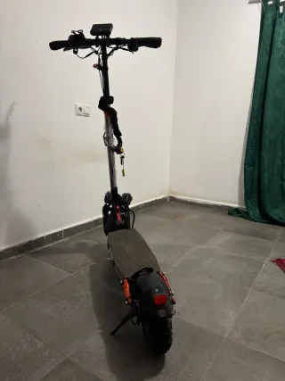 Patinete Eléctrico ZWL