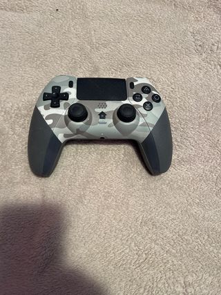 PS4 (PlayStation 4) con mando y 3 juegos