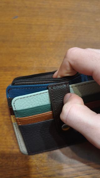 Portafoglio finta pelle