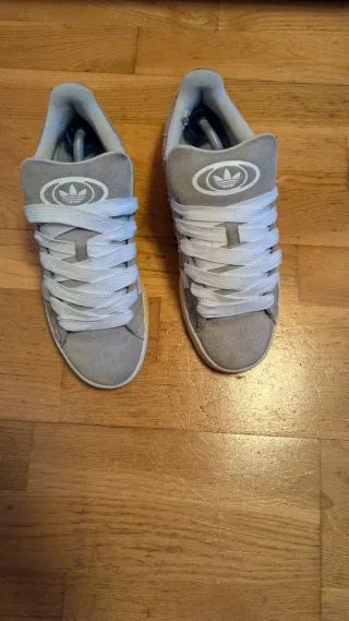 Adidas Campus 00s Gris/Blanco