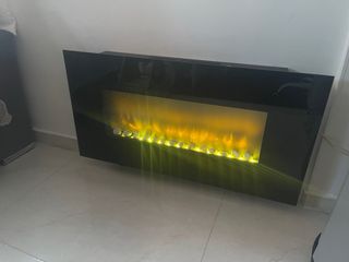 Elegante chimenea eléctrica negra