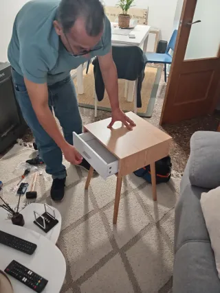 Armado e instalación de muebles, serv. de pintura