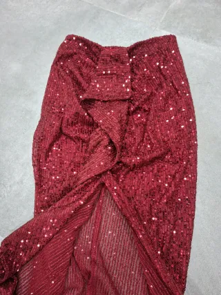 Falda larga lentejuelas roja