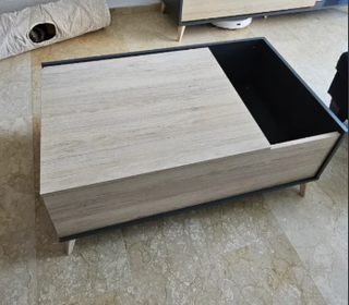 Mesa de centro elevable. Buen estado