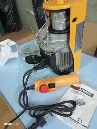 Elevador Eléctrico Ayerbe AY-200/400 Kg