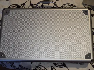 Maletín metalico para coleccionar monedas