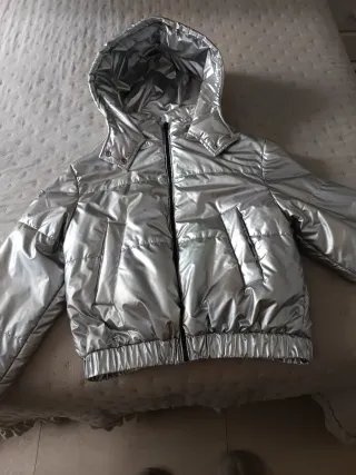 Plumas plateado Bershka