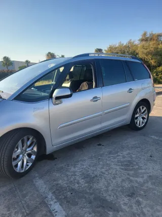 Citroen Grand C4 Picasso 2011