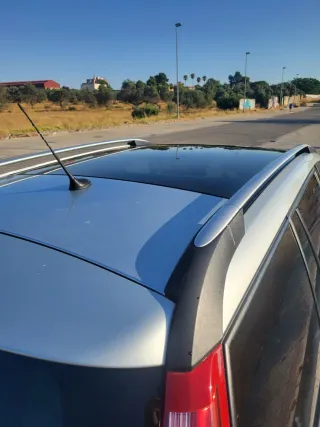 Citroen Grand C4 Picasso 2011