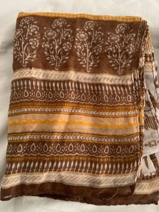 3 Sciarpe con stampa di farfalle