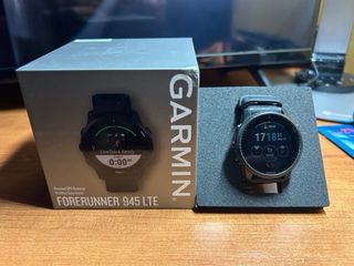 Garmin Forerunner 945 LTE Smartwatch GPS