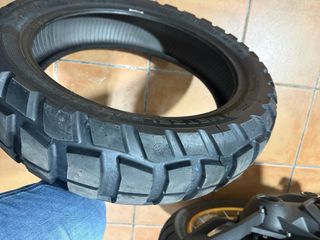 Neumáticos Metzeler Karoo 4 (2 unidades)