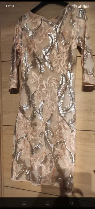 Vestido de fiesta con lentejuelas puede dar 42 tal