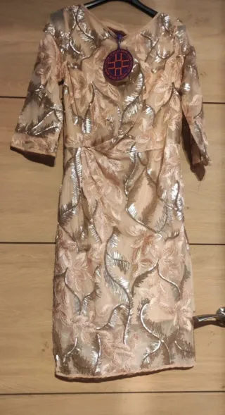 Vestido de fiesta con lentejuelas puede dar 42 tal