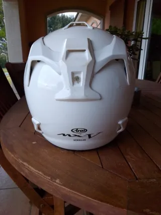 Casco Arai MX-V