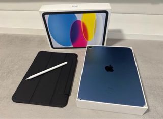 iPad 10ª Gen 64GB + Apple Pencil Azul