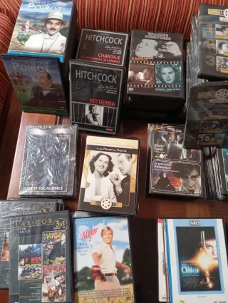 Lote de más de 300 películas en DVD