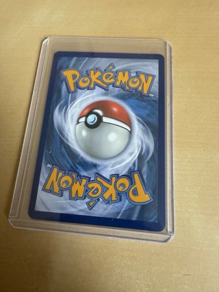 Carta Pokémon Latios Básico 120 HP