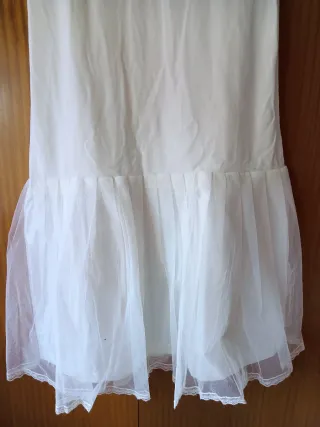 Vestido de novia hecho a mano blanco roto