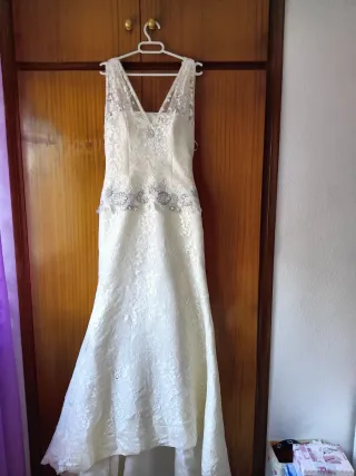 Vestido de novia hecho a mano blanco roto